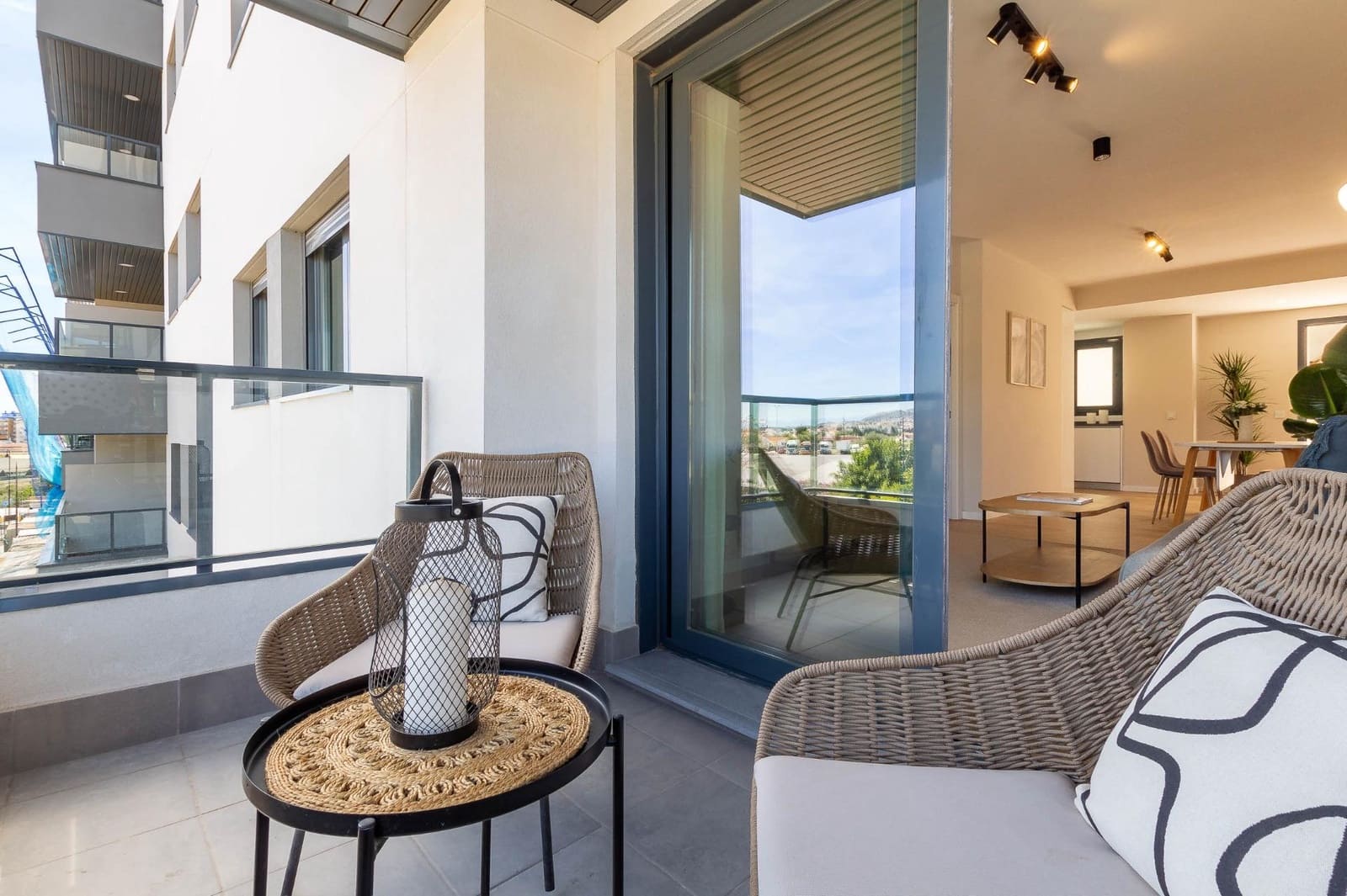 2 slaapkamer Penthouse te koop in Las Lagunas de Mijas met zwembad garage - € 395.000 (Ref: 10018336)