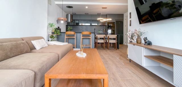 3 camera da letto Casa in vendita in Nueva Torrevieja, Torrevieja con piscina - 539.000 € (Rif: 10018342)