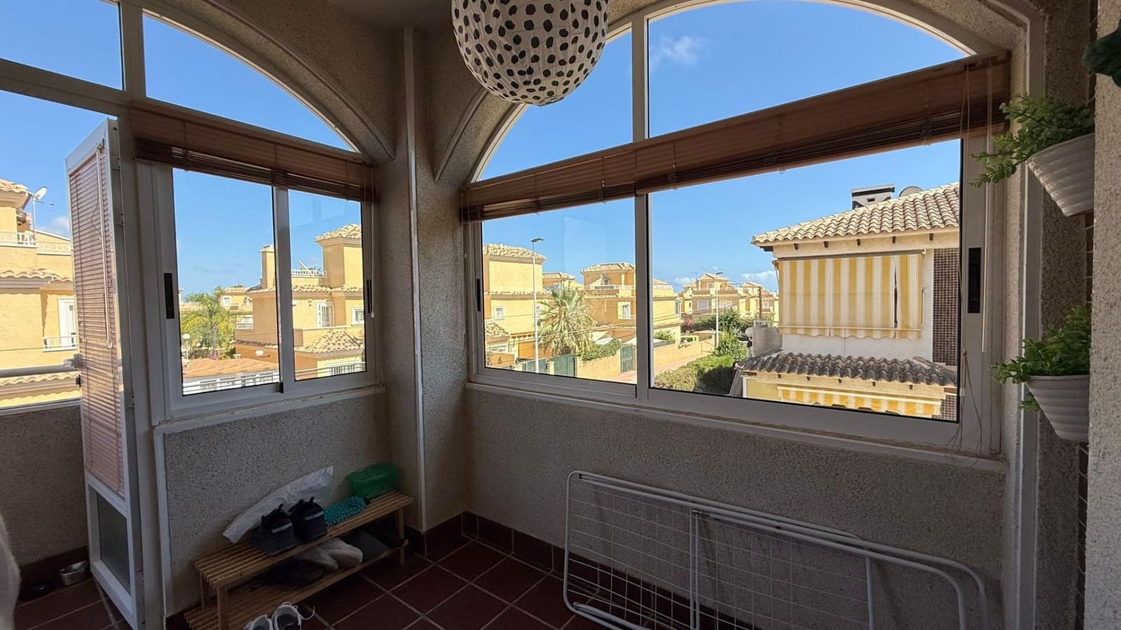 2 soveværelse Bungalow til salg i Torrevieja med swimmingpool - € 153.900 (Ref: 10018344)