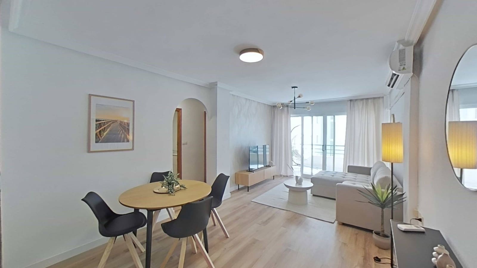 2 sypialnia Apartament na sprzedaż w Torrevieja - 169 900 € (Ref: 10018965)