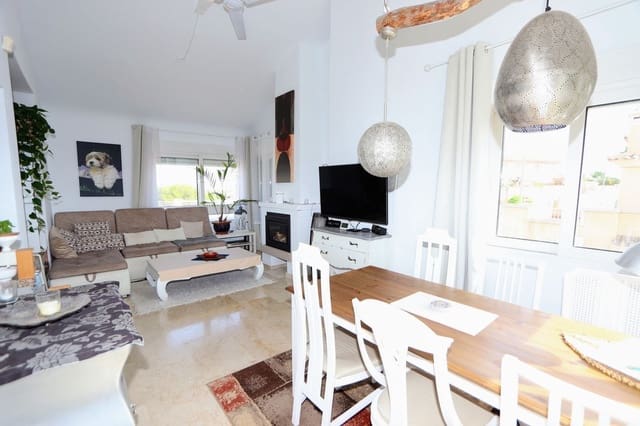 Chalet de 3 habitaciones en Villamartin, Orihuela en venta con piscina garaje - 349.990 € (Ref: 10020413)