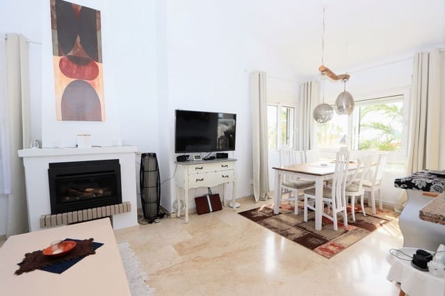 Chalet de 3 habitaciones en Villamartin, Orihuela en venta con piscina garaje - 349.990 € (Ref: 10020413)