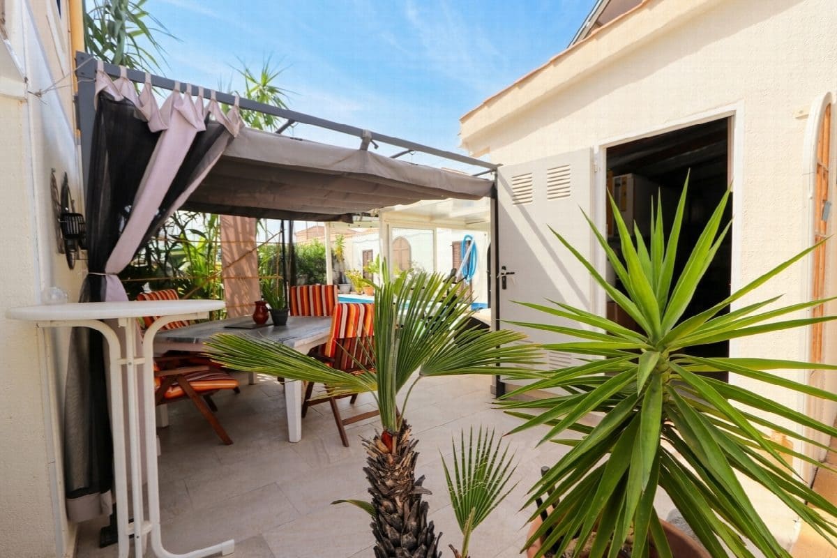 3 bedroom Villa for sale in Orihuela with pool garage - € 349,990 (Ref: 10020413)