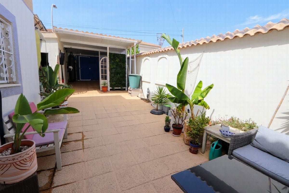 3 bedroom Villa for sale in Orihuela with pool garage - € 349,990 (Ref: 10020413)