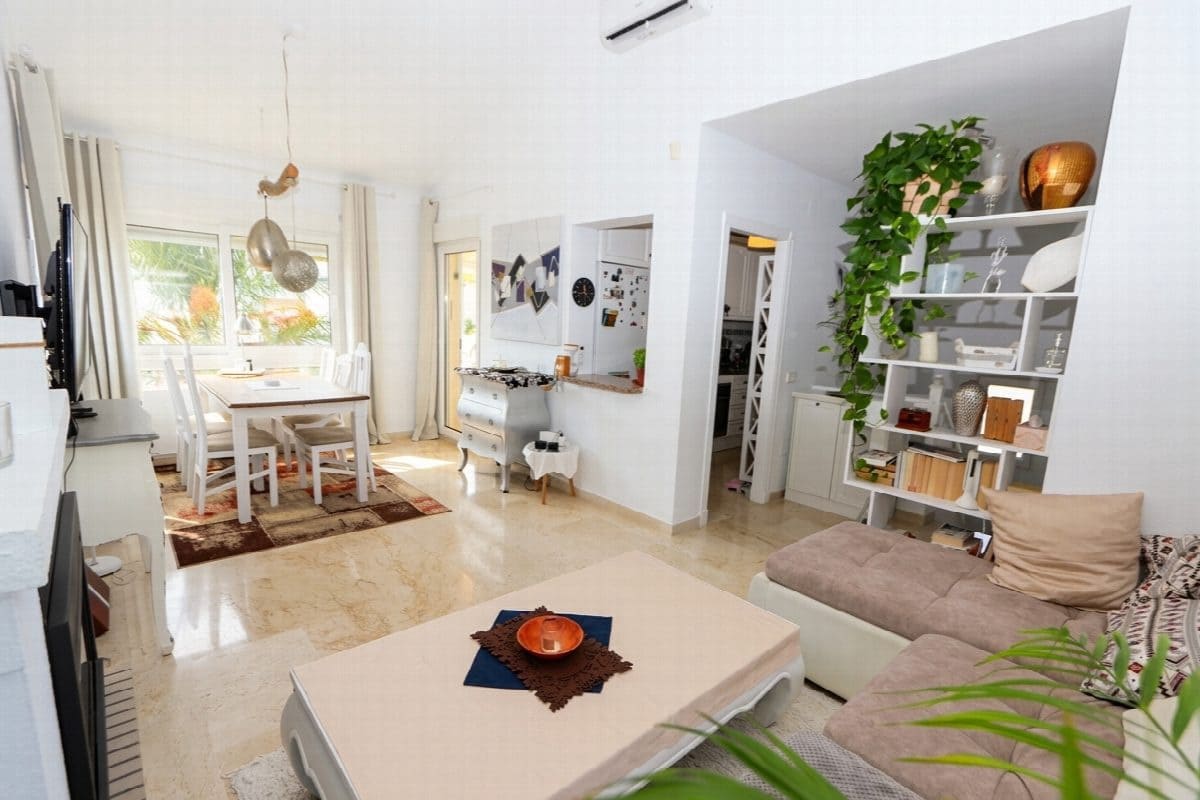 3 bedroom Villa for sale in Alicante / Alacant city with pool garage - € 349,990 (Ref: 10020414)