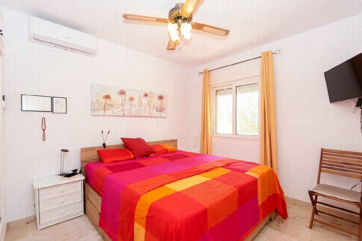 3 bedroom Villa for sale in Alicante / Alacant city with pool garage - € 349,990 (Ref: 10020414)