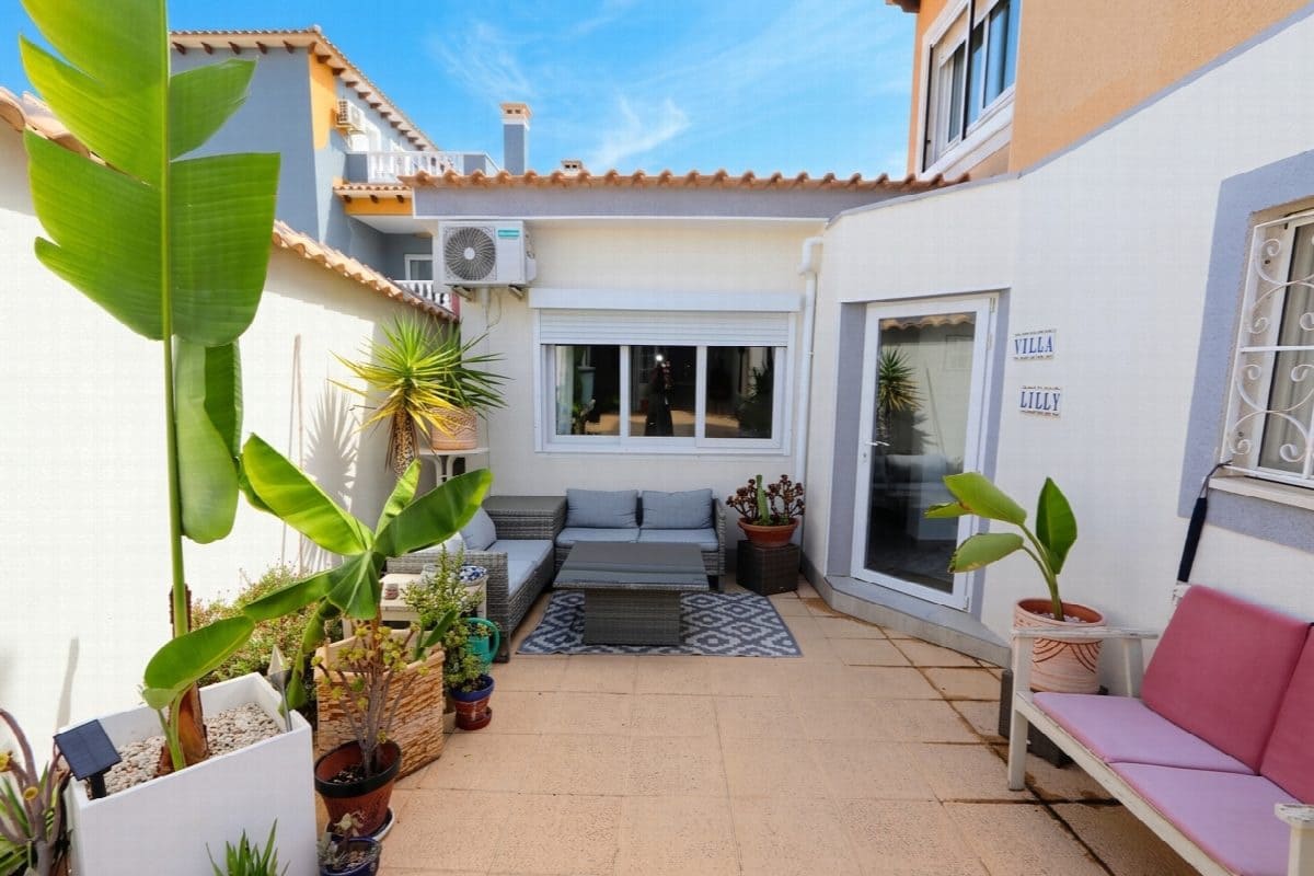 3 bedroom Villa for sale in Alicante / Alacant city with pool garage - € 349,990 (Ref: 10020414)
