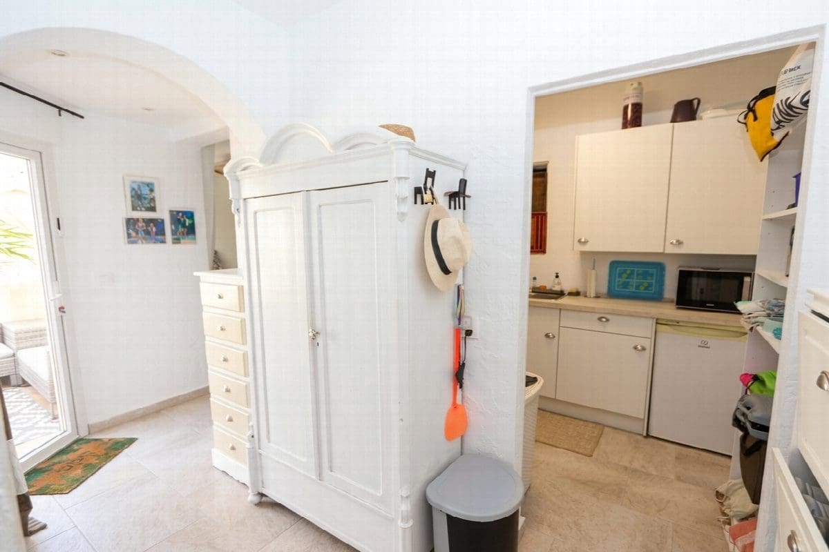 3 bedroom Villa for sale in Alicante / Alacant city with pool garage - € 349,990 (Ref: 10020414)
