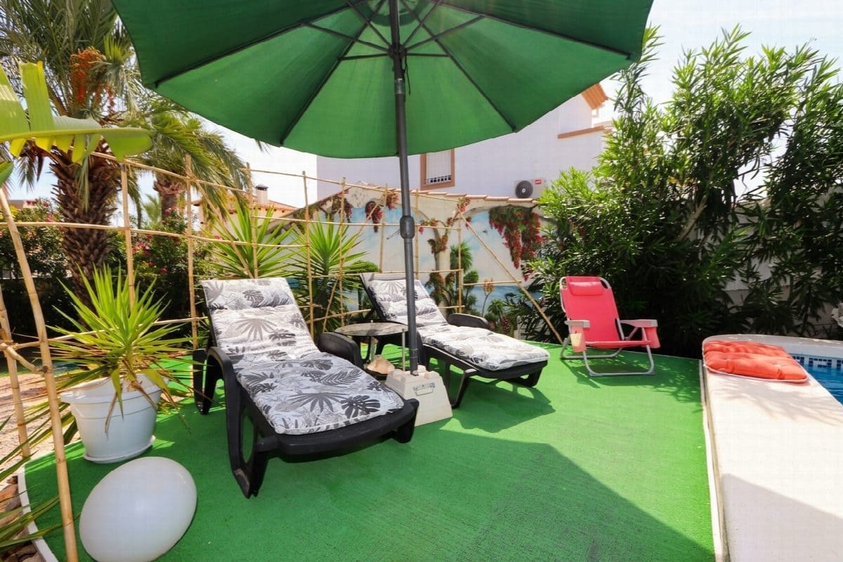 3 bedroom Villa for sale in Alicante / Alacant city with pool garage - € 349,990 (Ref: 10020414)