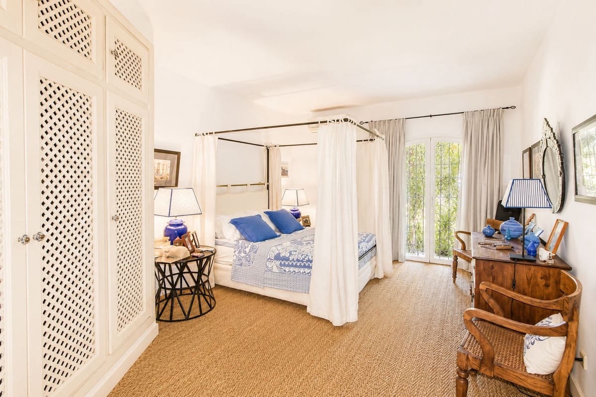 4 Zimmer Villa zu verkaufen in La Quinta mit Pool - 3.650.000 € (Ref: 10022172)