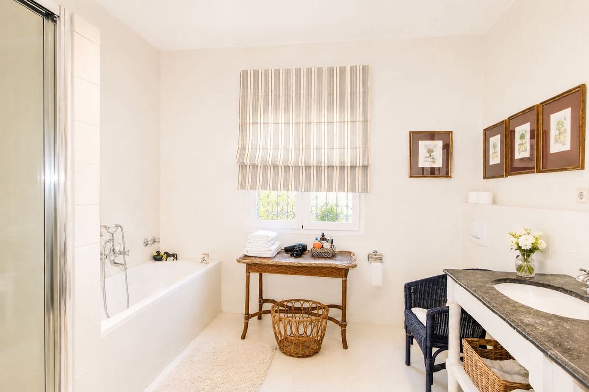 4 Zimmer Villa zu verkaufen in La Quinta mit Pool - 3.650.000 € (Ref: 10022172)