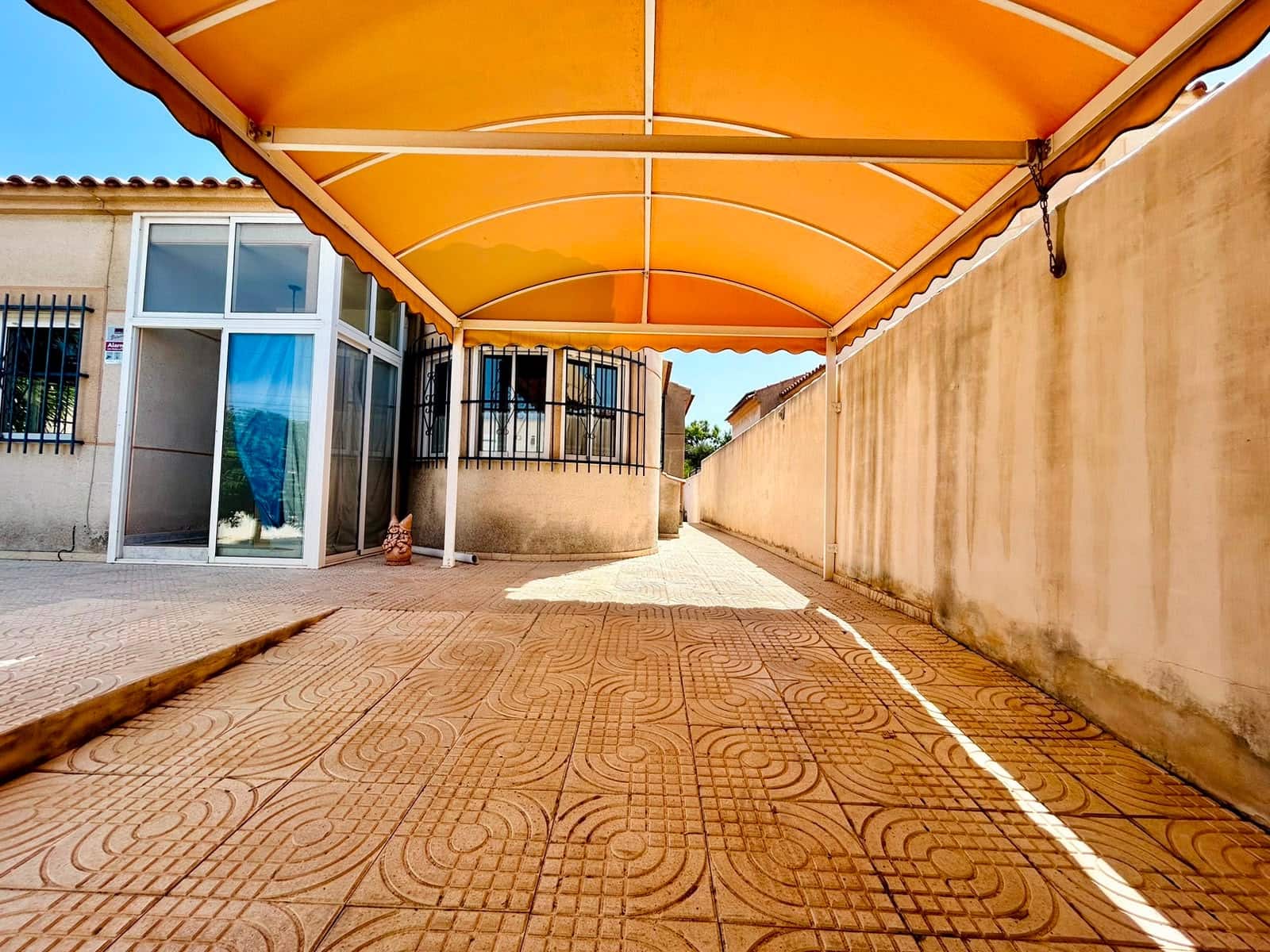 3 sypialnia Willa na sprzedaż w Torrevieja - 360 000 € (Ref: 10022174)