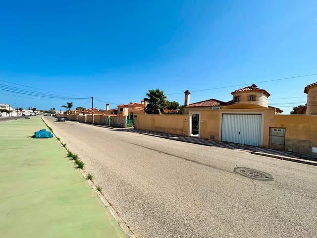 3 sypialnia Willa na sprzedaż w El Chaparral, Torrevieja - 360 000 € (Ref: 10022174)
