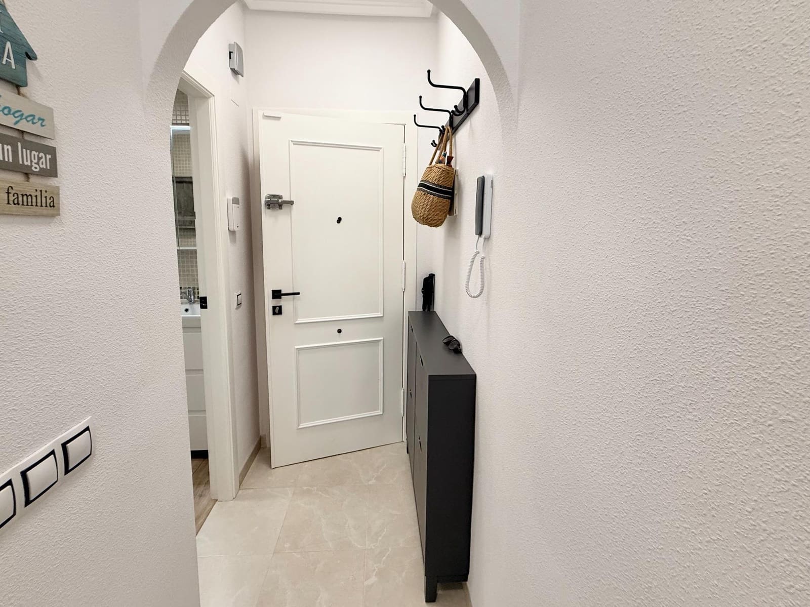 2 soveværelse Lejlighed til salg i Torrevieja med swimmingpool garage - € 177.950 (Ref: 10022176)