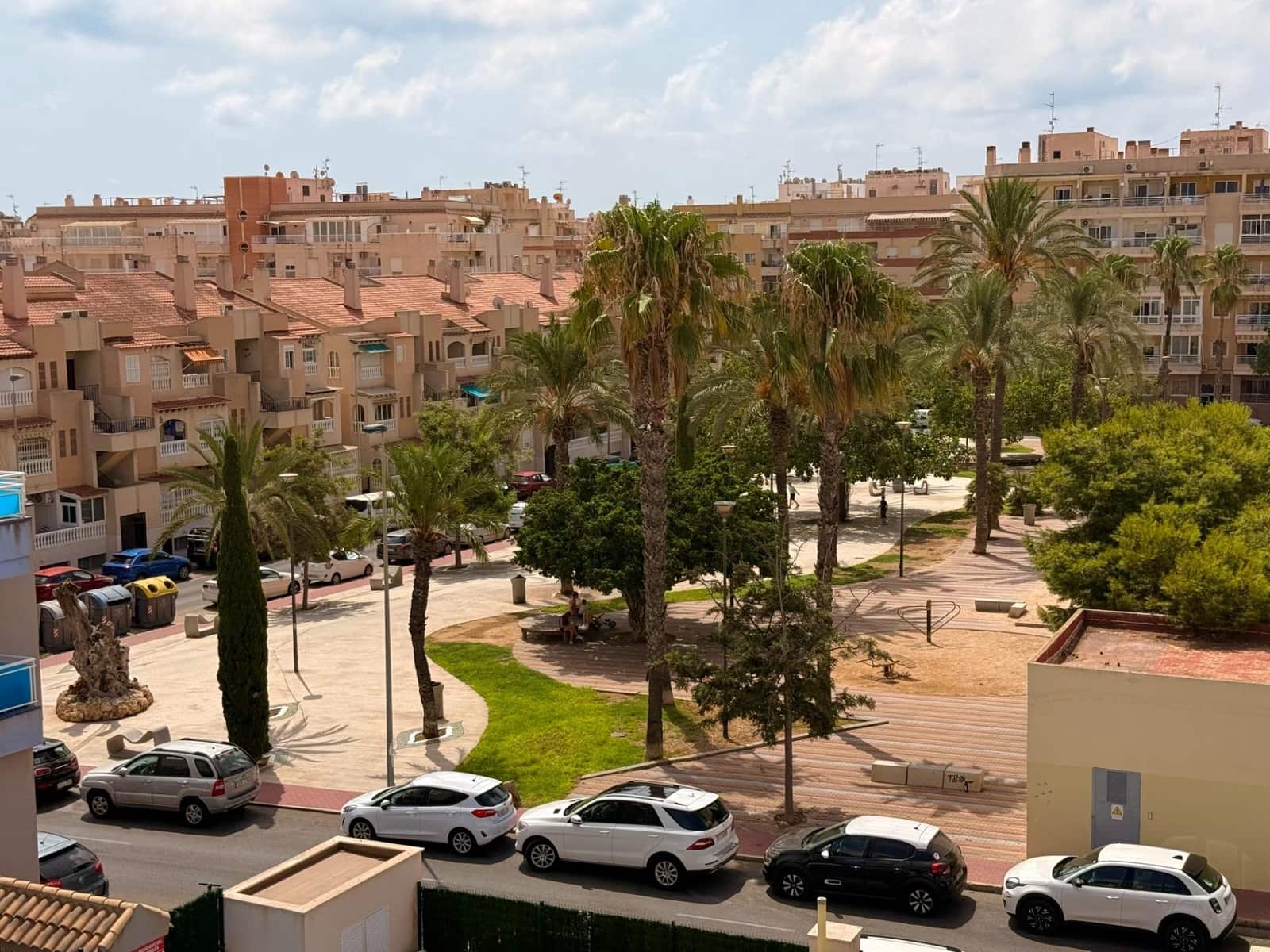 2 soveværelse Lejlighed til salg i Torrevieja med swimmingpool garage - € 177.950 (Ref: 10022176)