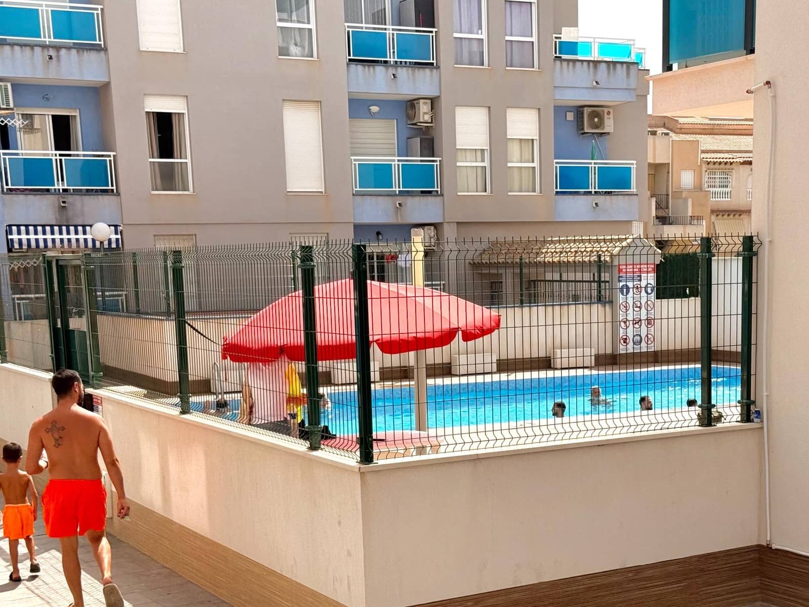2 soveværelse Lejlighed til salg i Torrevieja med swimmingpool garage - € 177.950 (Ref: 10022176)