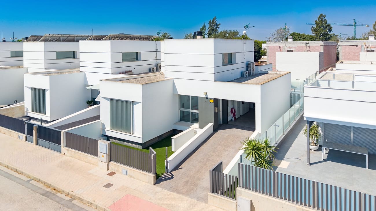 Pareado de 3 habitaciones en Dolores en venta - 359.000 € (Ref: 10022181)