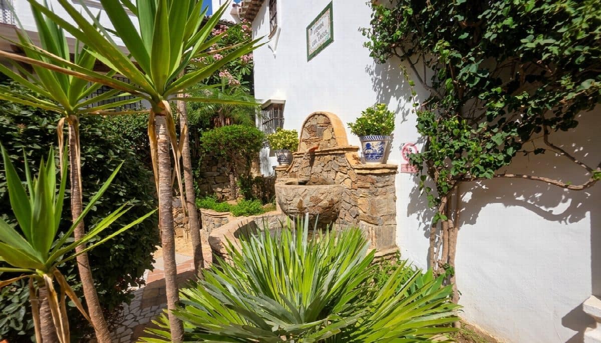 2 bedroom Villa for sale in Mijas Golf with pool - € 370,000 (Ref: 10022182)