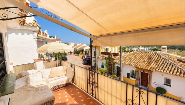 2 soverom Hus til salgs i Mijas Golf, Mijas med svømmebasseng - € 370 000 (Ref: 10022182)