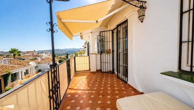 2 soverom Hus til salgs i Mijas Golf, Mijas med svømmebasseng - € 370 000 (Ref: 10022182)