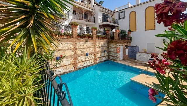 2 soverom Hus til salgs i Mijas Golf, Mijas med svømmebasseng - € 370 000 (Ref: 10022182)