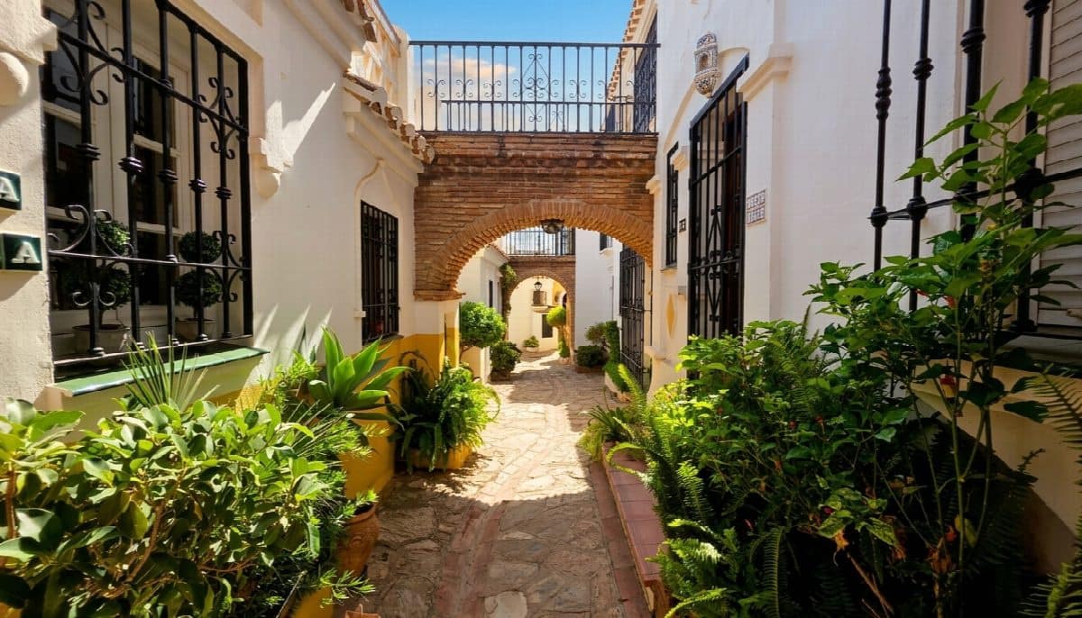 2 bedroom Villa for sale in Mijas Golf with pool - € 370,000 (Ref: 10022182)