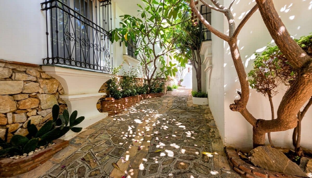 2 bedroom Villa for sale in Mijas Golf with pool - € 370,000 (Ref: 10022182)