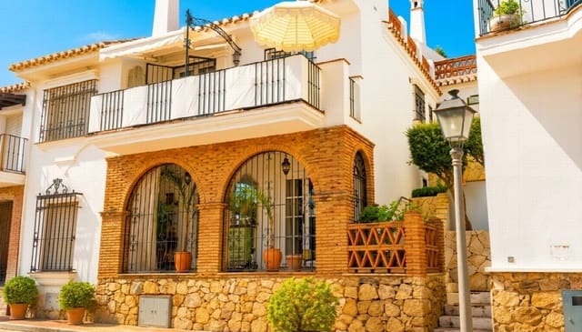2 makuuhuone Omakotitalo myytävänä paikassa Mijas Costa, Mijas mukana uima-altaan - 370 000 € (Ref: 10022183)