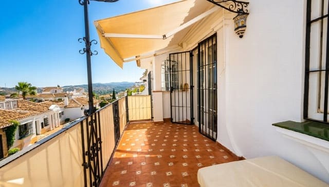 2 makuuhuone Omakotitalo myytävänä paikassa Mijas Costa, Mijas mukana uima-altaan - 370 000 € (Ref: 10022183)