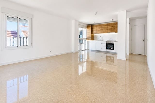 1 slaapkamer Appartement te koop in San Luis de Sabinillas, Manilva met zwembad - € 220.000 (Ref: 10023759)