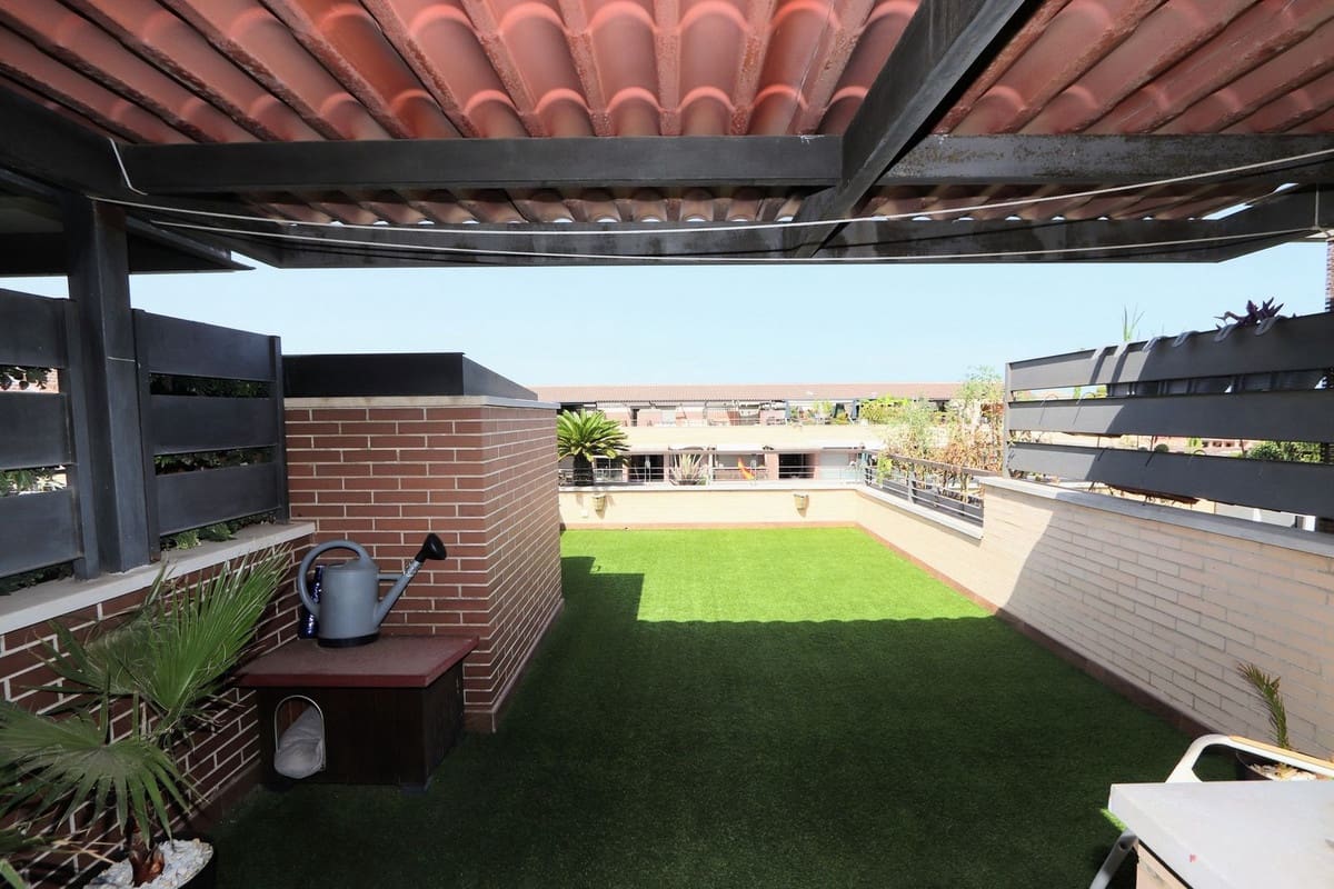 3 Zimmer Apartment zu verkaufen in San Javier mit Pool - 250.000 € (Ref: 10023760)