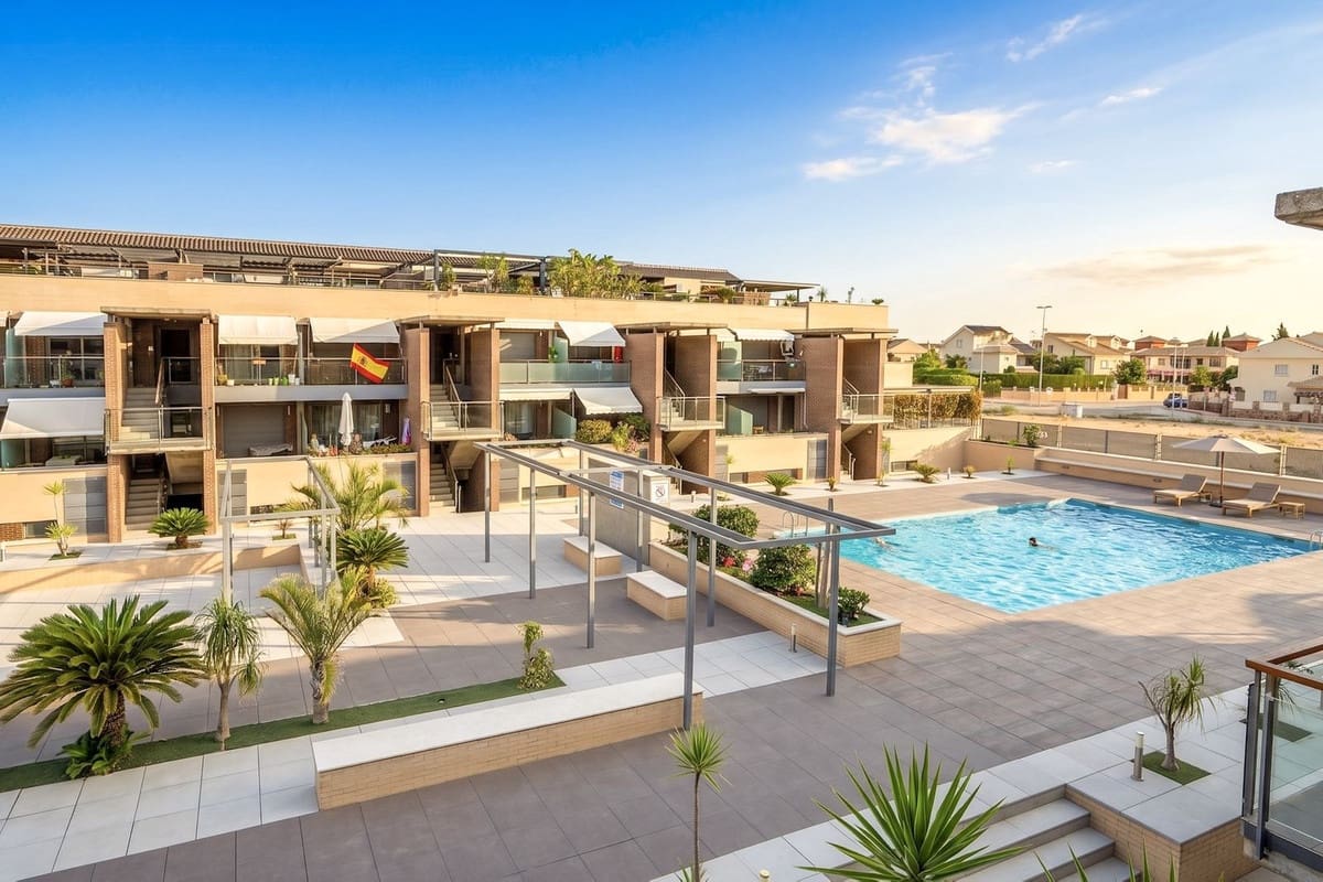 3 soverom Leilighet til salgs i San Javier med svømmebasseng - € 250 000 (Ref: 10023760)