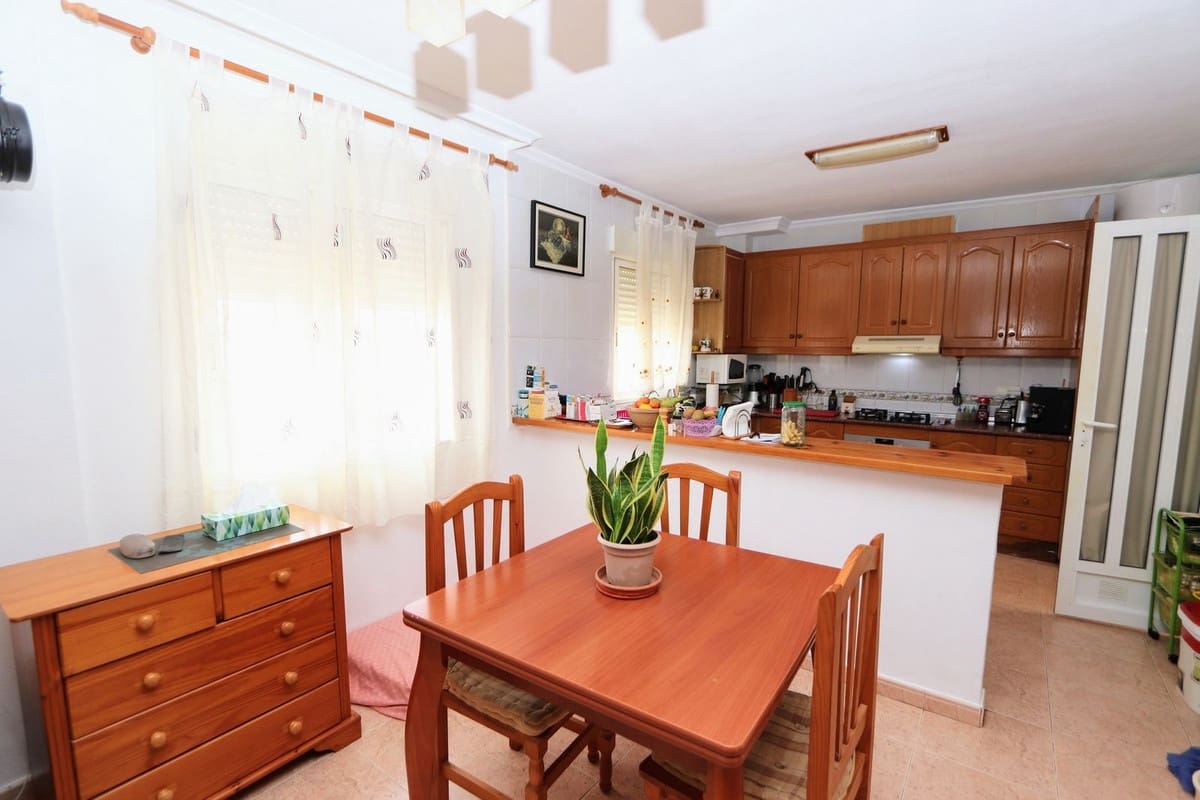 3 sovrum Lägenhet till salu i Playa Flamenca med pool garage - 190 000 € (Ref: 10023761)