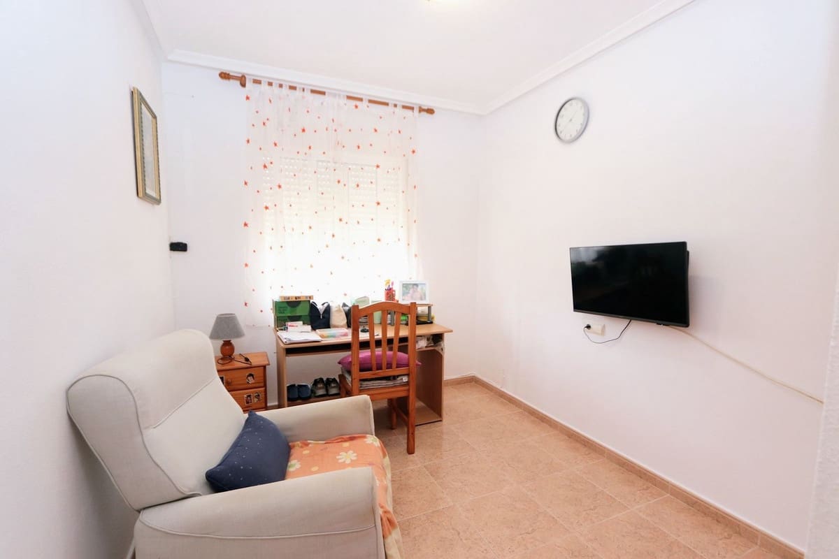3 sovrum Lägenhet till salu i Playa Flamenca med pool garage - 190 000 € (Ref: 10023761)