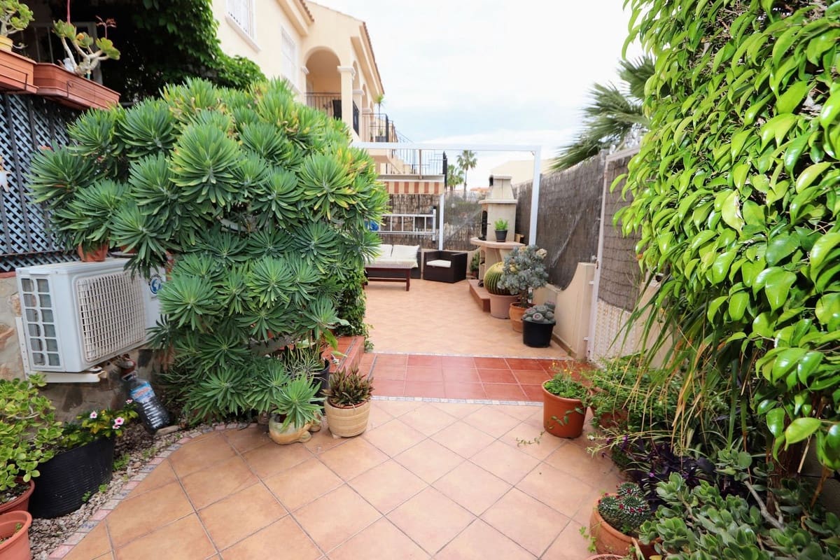 3 sovrum Lägenhet till salu i Playa Flamenca med pool garage - 190 000 € (Ref: 10023761)