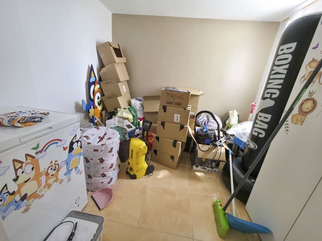 2 soveværelse Villa til salg i Villamartin, Orihuela med swimmingpool garage - € 217.950 (Ref: 10023770)