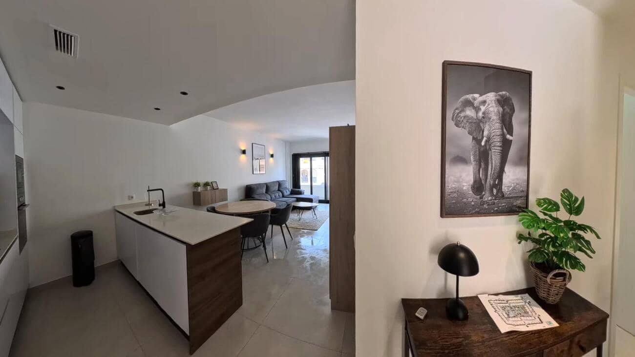 2 sypialnia Penthouse na sprzedaż w Torrevieja z basenem garażem - 389 000 € (Ref: 10023794)
