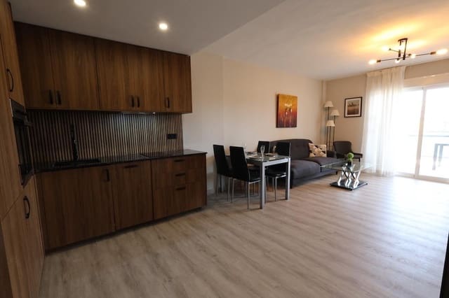 Apartamento de 2 habitaciones en Aguamarina, Orihuela en venta con piscina garaje - 249.900 € (Ref: 10025379)
