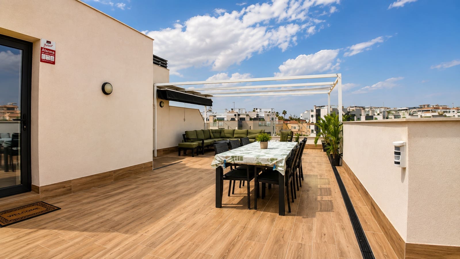 3 quarto Penthouse para venda em Orihuela Costa com piscina - 385 000 € (Ref: 10025380)