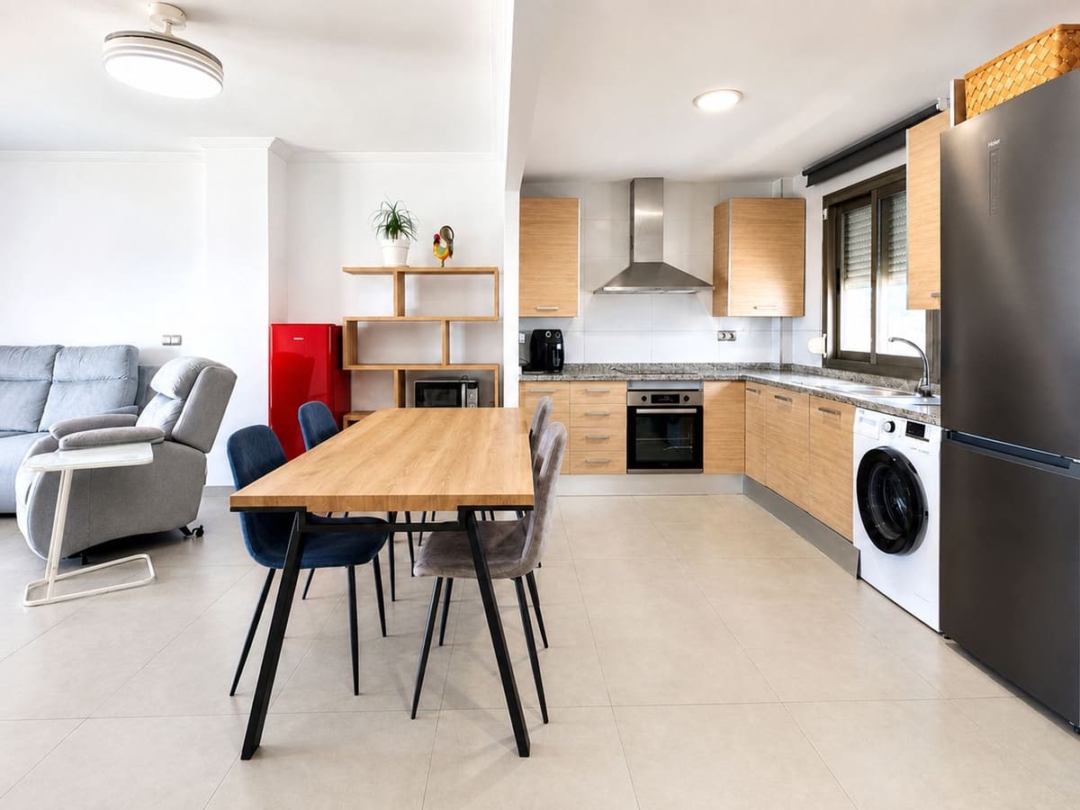2 bedroom Apartment for sale in Estepona with pool garage - € 440,000 (Ref: 10026986)