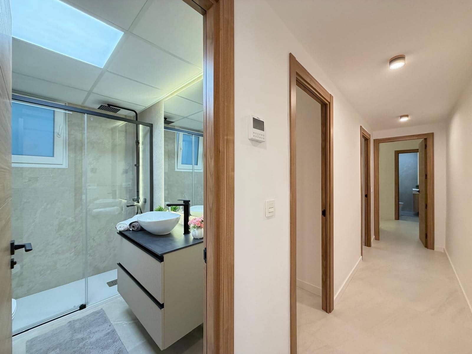 Apartamento de 4 habitaciones en Torrevieja en venta - 285.000 € (Ref: 10026992)