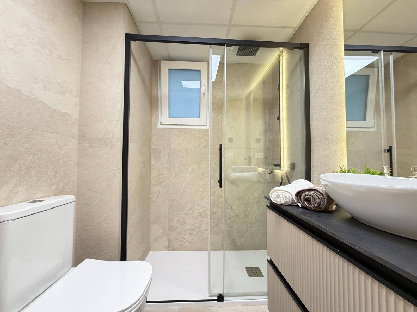 Apartamento de 4 habitaciones en Torrevieja en venta - 285.000 € (Ref: 10026992)
