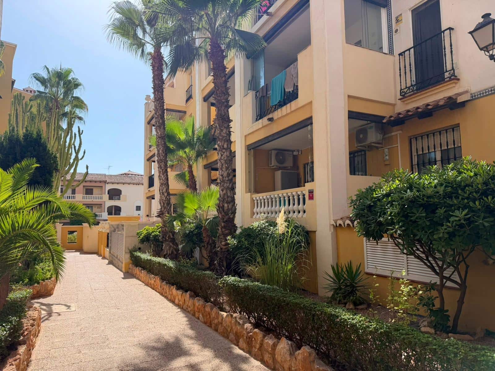 3 sypialnia Apartament na sprzedaż w Torrevieja - 320 000 € (Ref: 10026993)
