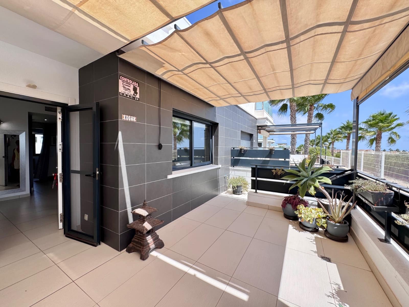 3 soveværelse Byhus til salg i Cabo Roig med garage - € 349.900 (Ref: 10026998)