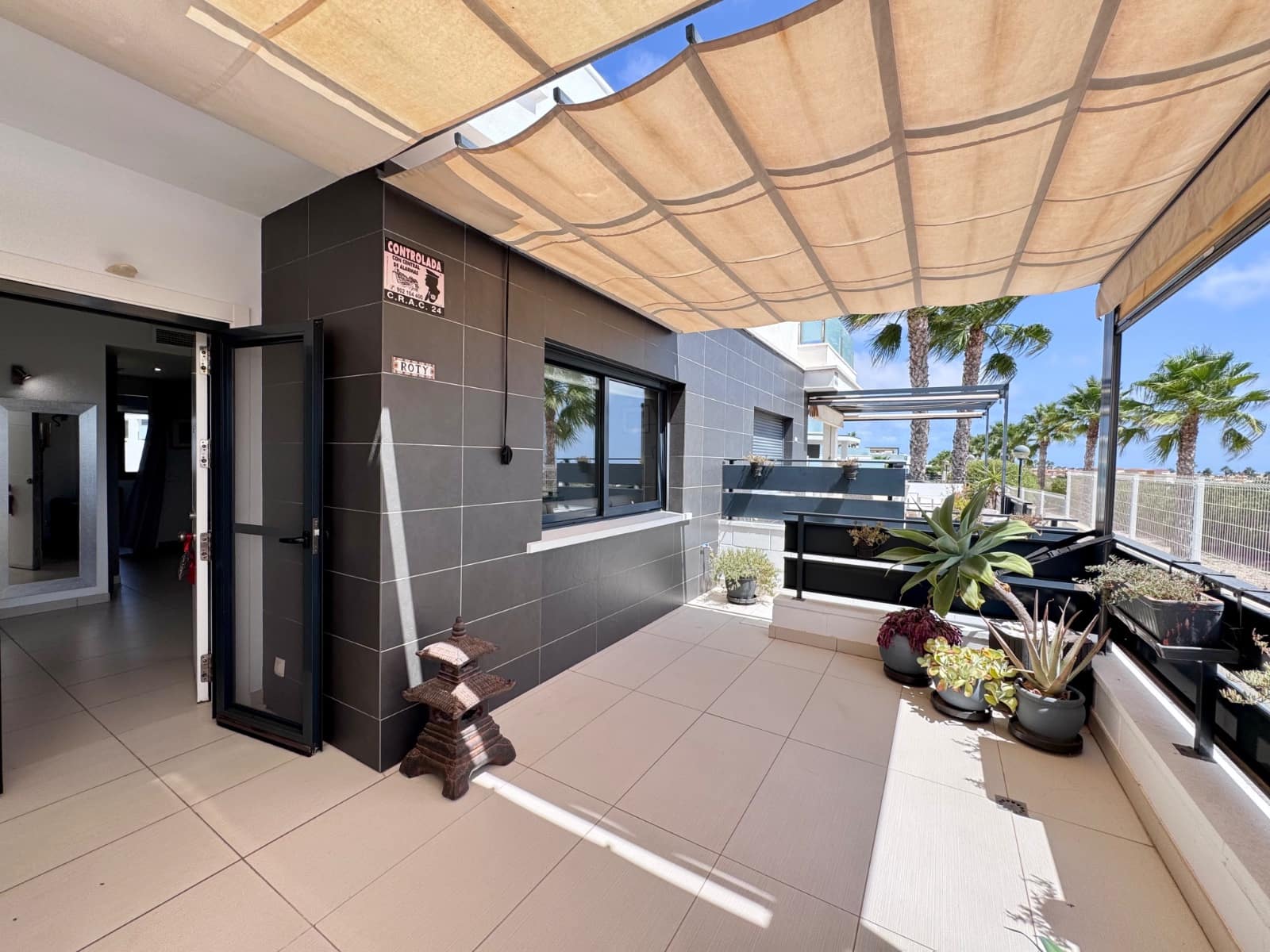 3 soveværelse Byhus til salg i Cabo Roig med garage - € 349.900 (Ref: 10026998)