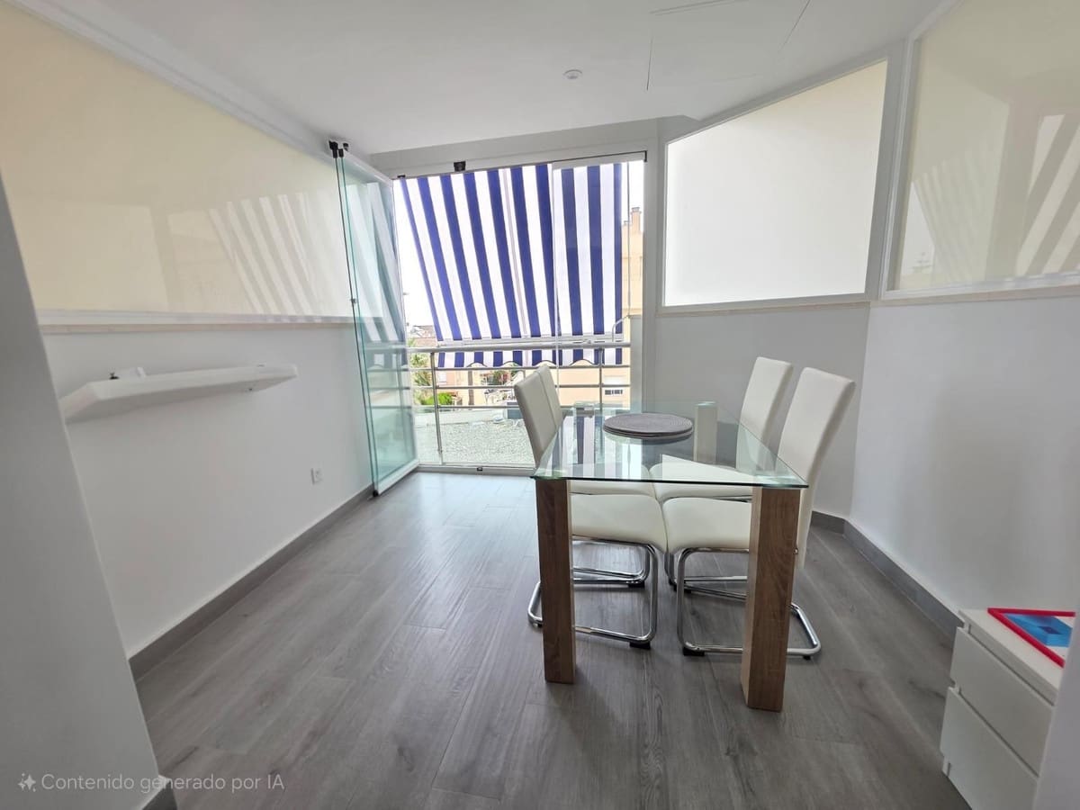 2 makuuhuone Huoneisto myytävänä paikassa San Luis de Sabinillas mukana uima-altaan - 260 000 € (Ref: 10027865)