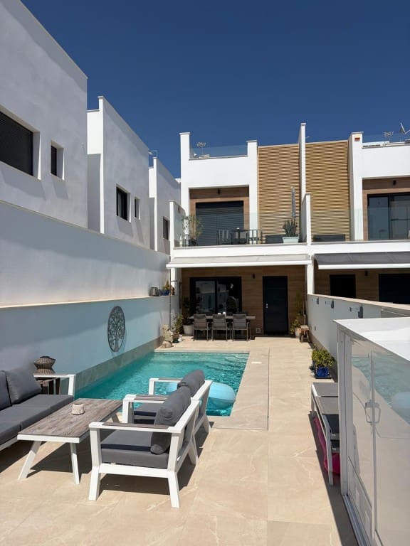 3 chambre Maison de Ville à vendre à San Pedro del Pinatar avec piscine - 375 000 € (Ref: 10027866)