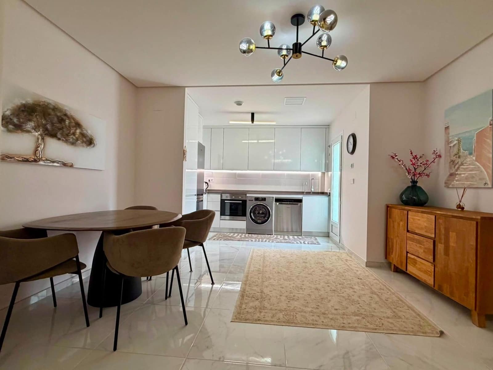 2 soverom Leilighet til salgs i Torrevieja med svømmebasseng - € 249 000 (Ref: 10027867)