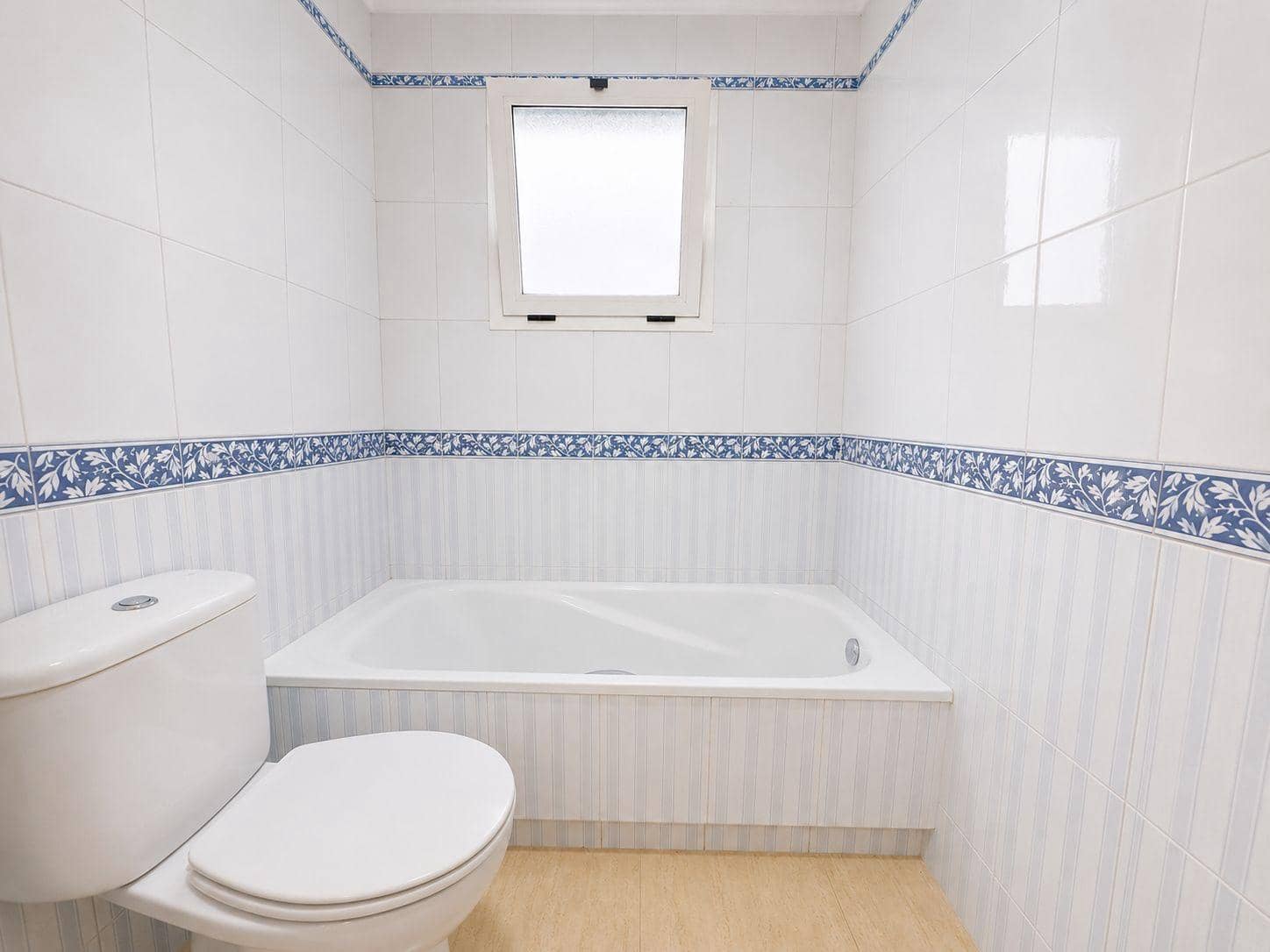 2 quarto Apartamento para venda em Torrevieja com piscina - 165 000 € (Ref: 10027870)