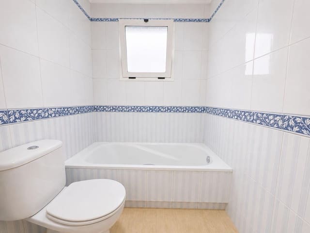 2 slaapkamer Appartement te koop in Antonio Machado, Torrevieja met zwembad - € 165.000 (Ref: 10027870)
